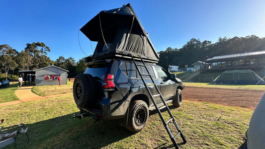 SAFARI SEEKERS ROOF TOP TENT: 'EXPEDITION SERIES V2'