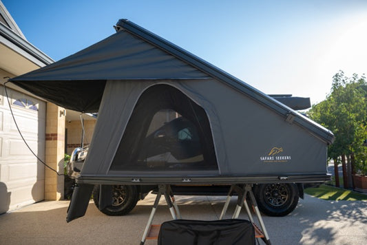 SAFARI SEEKERS ROOF TOP TENT: SUMMIT SERIES