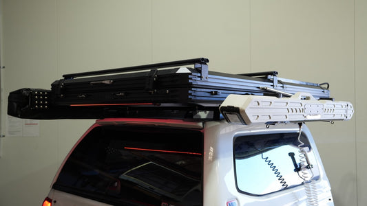 Safari Seekers Adventure Series X-Hinge Rooftop Tent