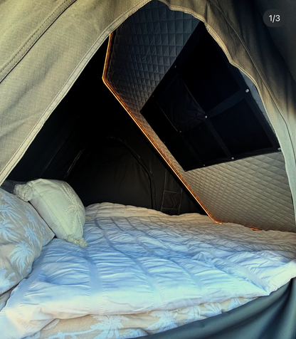 SAFARI SEEKERS ROOF TOP TENT: 'EXPEDITION SERIES V2'
