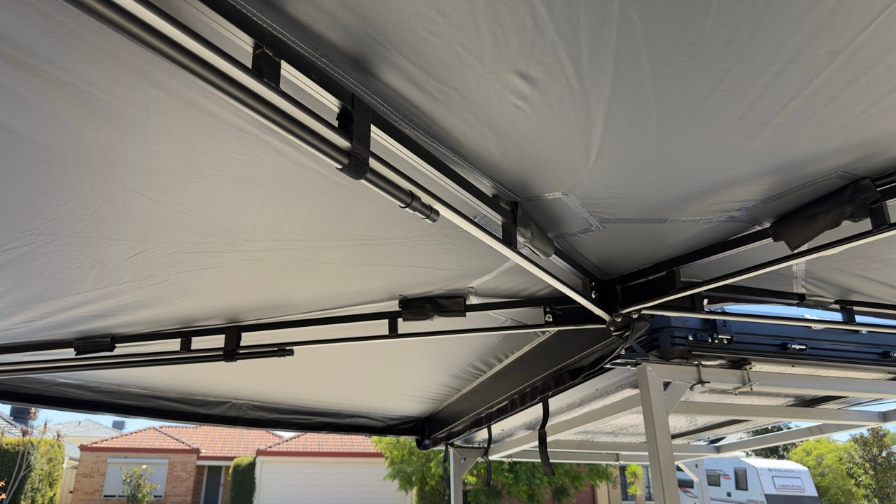 SAFARI SEEKERS AWNING: '270 FREE STANDING DEGREE AWNING V2'