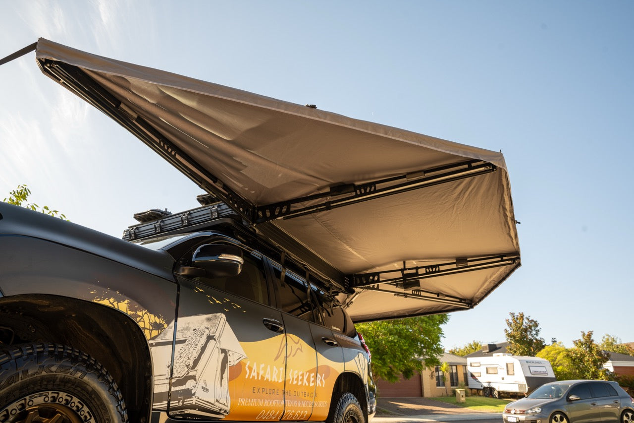 SAFARI SEEKERS AWNING: '270 EXT FREE STANDING DEGREE AWNING'