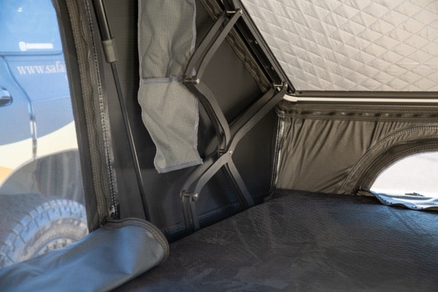 SAFARI SEEKERS ROOF TOP TENT: SUMMIT SERIES