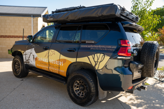 SAFARI SEEKERS AWNING: '270 FREE STANDING DEGREE AWNING V2'